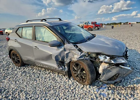 2021 Nissan Kicks Sv из США, поврежденный, VIN 3N1CP5CV3ML484044